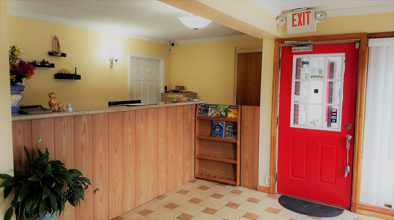 Roadway Inn Troy 外观 照片